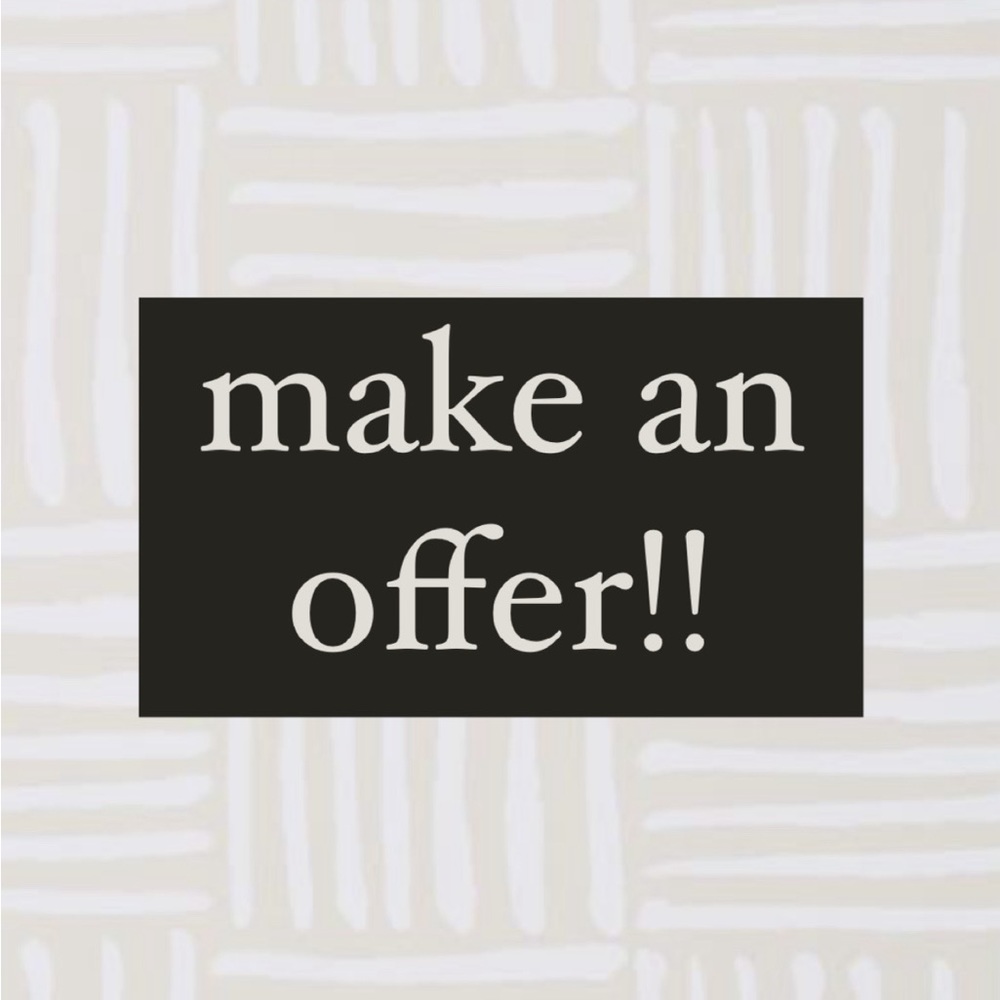 PLEASE MAKE AN OFFER IF INTERESTED!!